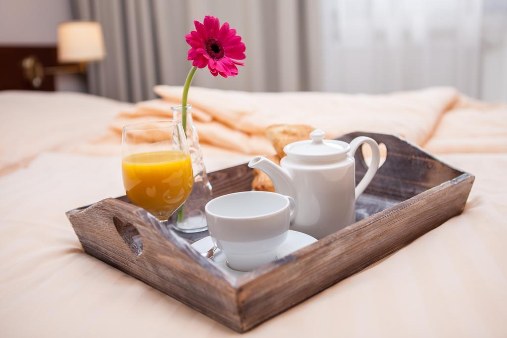 Hotel Impozant Valča 外观 照片